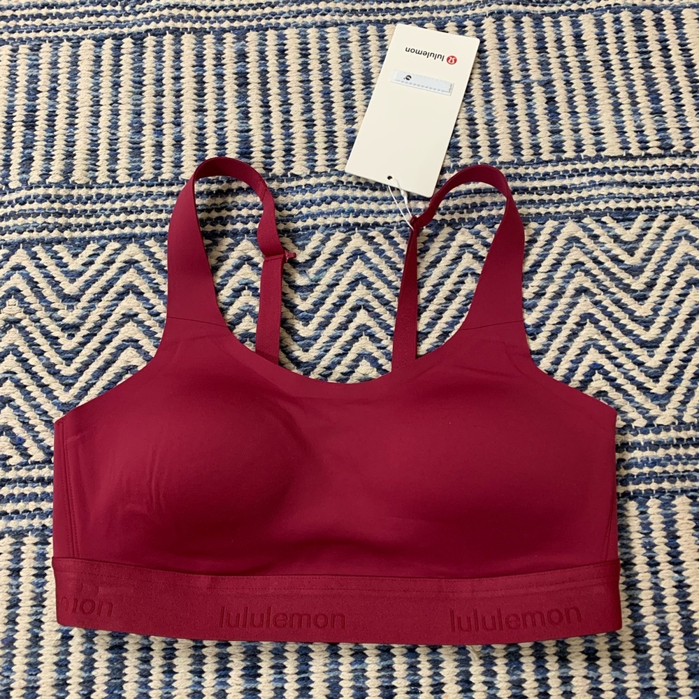 Lululemon Fine Form convertible bra